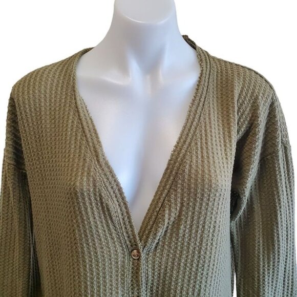 Hem & Thread Soft Cozy Olive Green Waffle Knit Oversized Cardigan Small-Large - Picture 2 of 10